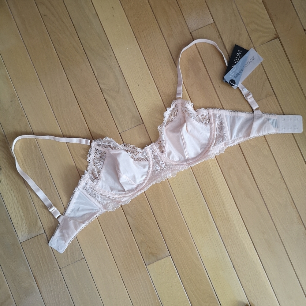 Heidi Klum Lace Bra Peachy Nude